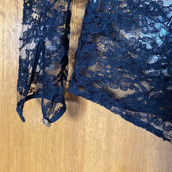 Burberry Lace Top - Picture 5 of 9